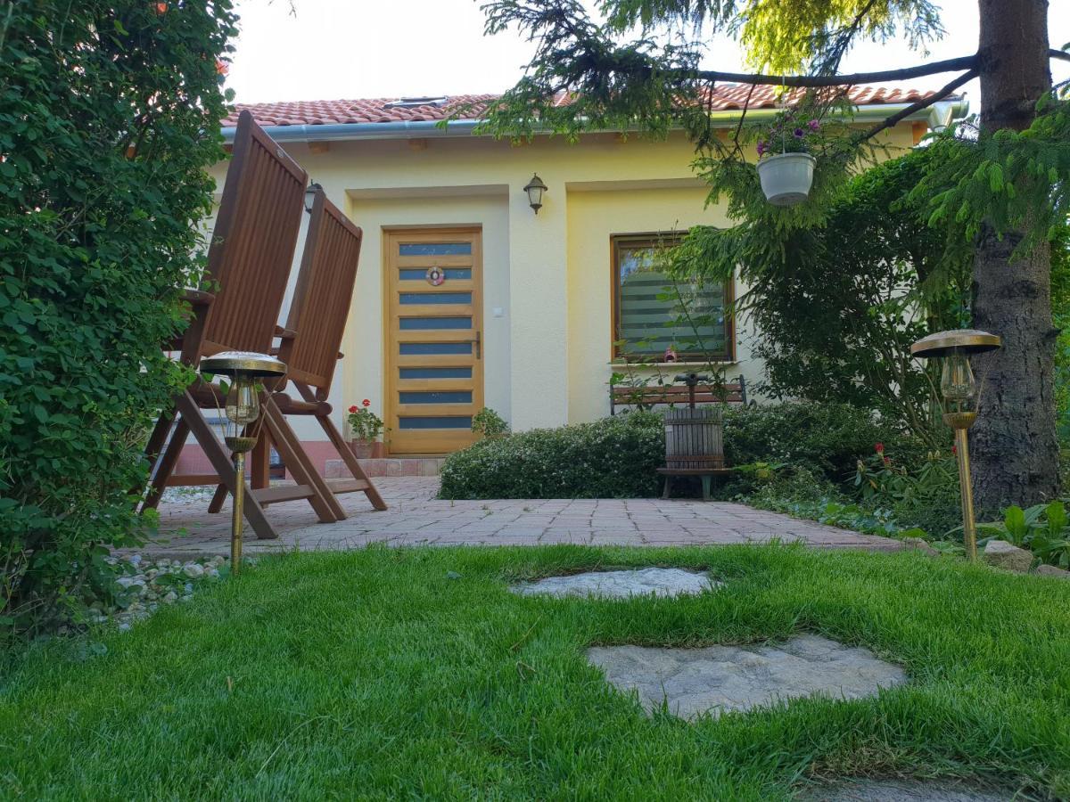 Fuered Deluxe Garden Apartment Balatonfüred Exteriör bild