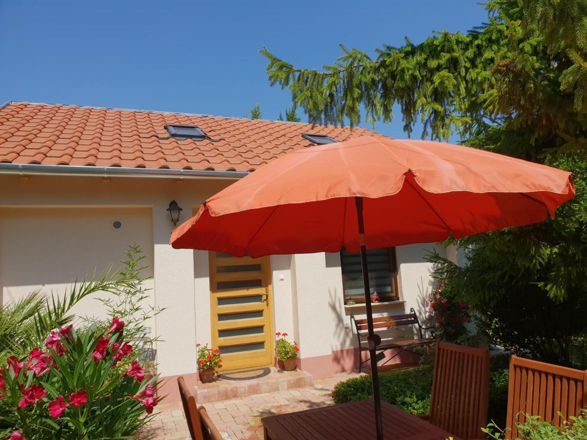 Fuered Deluxe Garden Apartment Balatonfüred Exteriör bild