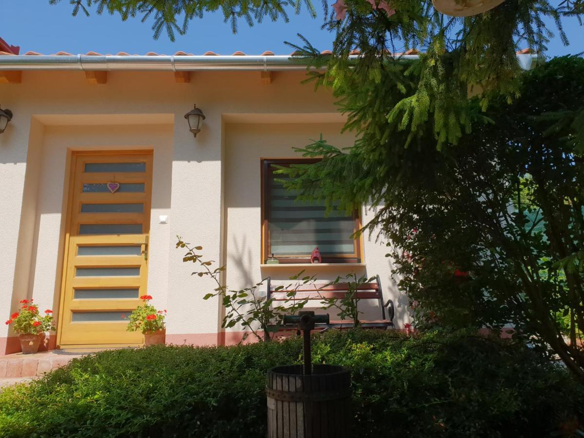 Fuered Deluxe Garden Apartment Balatonfüred Exteriör bild